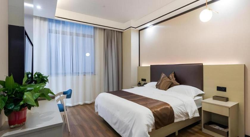Gya Changzhou Wujin District Hutang New Era Furniture Plaza Hotel Exterior photo